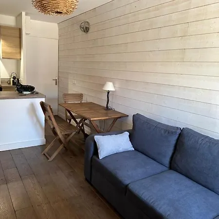 Apartment T2 En Plein Centre De *